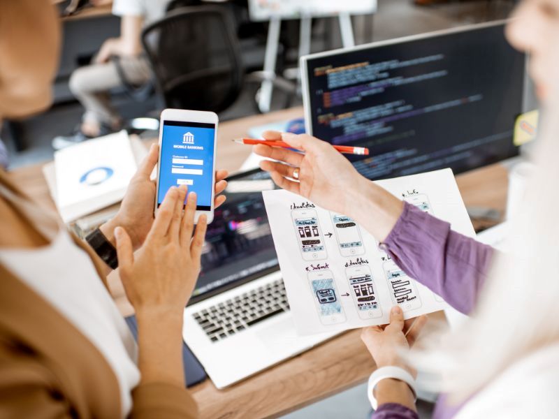 Mobile first l&agrave; triết l&yacute; thiết kế gi&uacute;p tối ưu trải nghiệm người d&ugrave;ng tr&ecirc;n c&aacute;c&nbsp;thiết bị di động