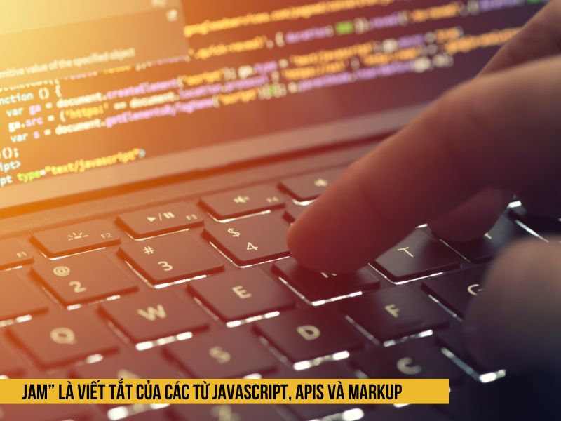 Jamstack l&agrave; một kiến tr&uacute;c ph&aacute;t triển web ti&ecirc;n tiến, với mục đ&iacute;ch cải thiện hiệu suất v&agrave; độ bảo mật của c&aacute;c trang web